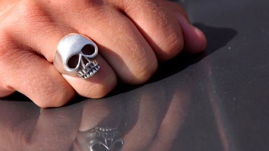 Silver skull ring